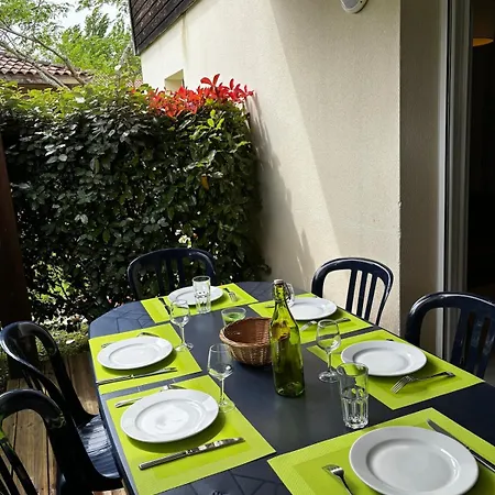 T2 50m2, 6 Pers, Wifi, Piscine Apartment Aureilhan (Landes)