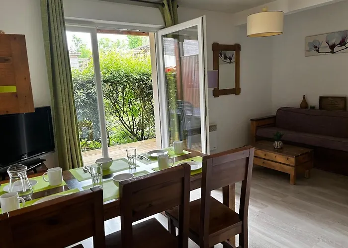 T2 50m2, 6 Pers, Wifi, Piscine Aureilhan (Landes)